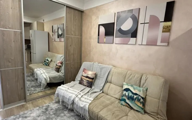 Na Sanatornoy 49/19a Flat