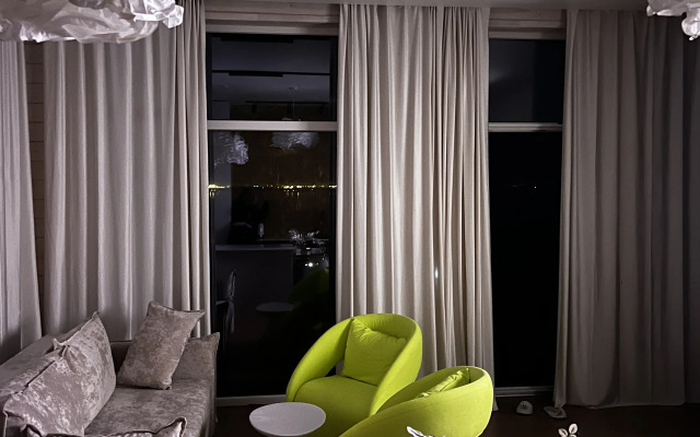 Частный дом у залива