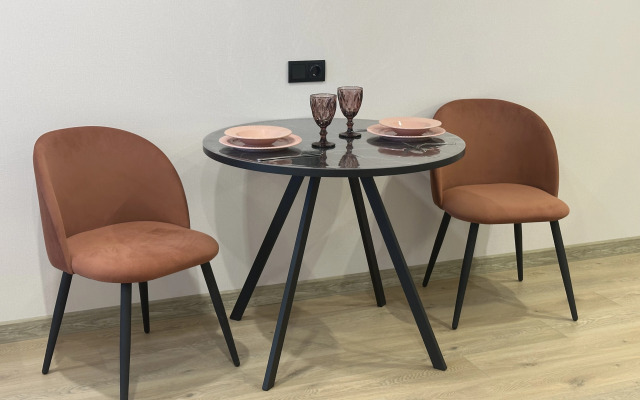 Квартира Дизайнерская Студия Напротив Роял Парка