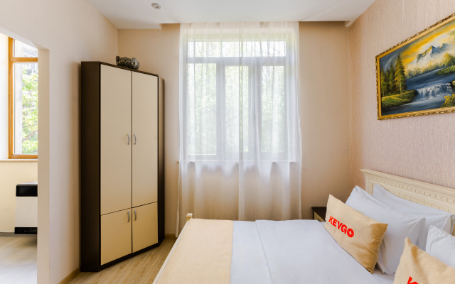KeyGo #0025, 1 Bedroom, Near The Opera House Apartments