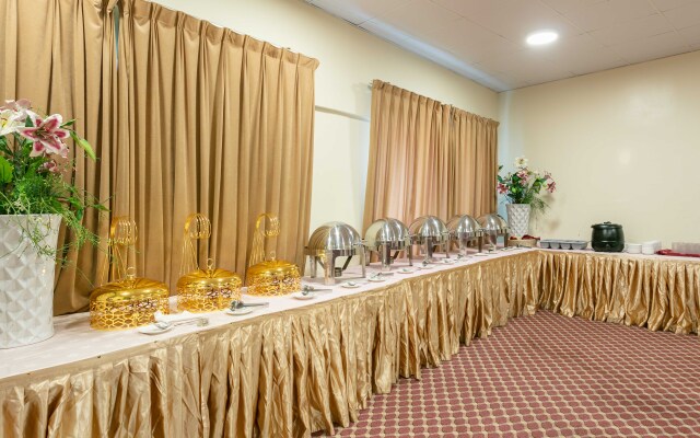 Nejoum Al Emarate Hotel