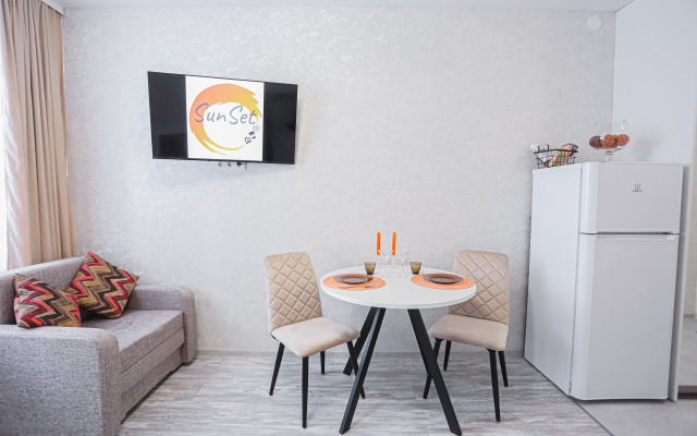 Апартаменты SunSet Радионова 202