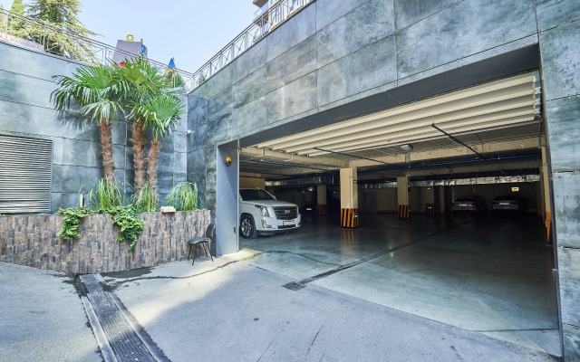 Apartments S Basseynom V Tsentre Sochi