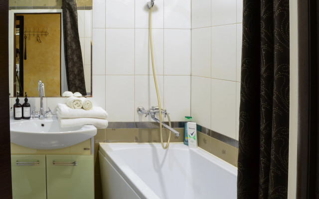 1 Kom Studiya Flat