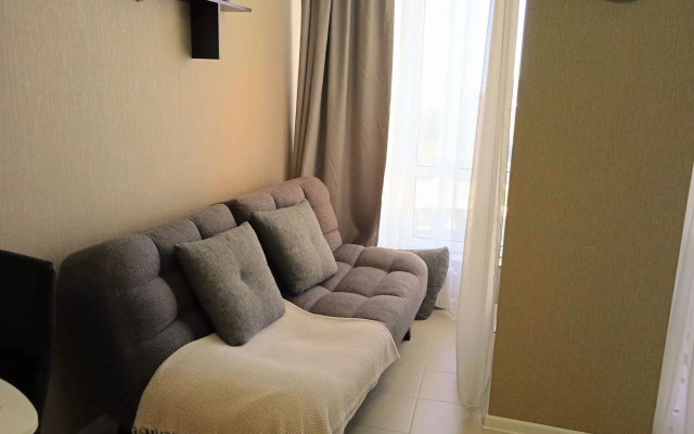 Prostornaya V 300 Metrakh Do Naberezhnoy Flat