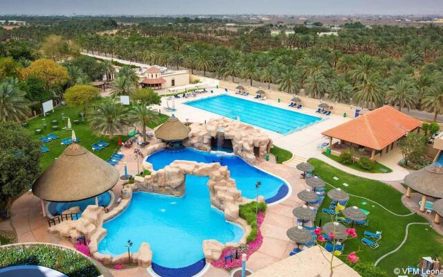 Отель Danat Al Ain Resort