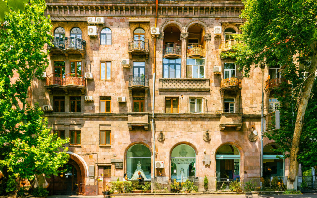 KeyGo #0025 ryadom s Opernim teatrom Apartments