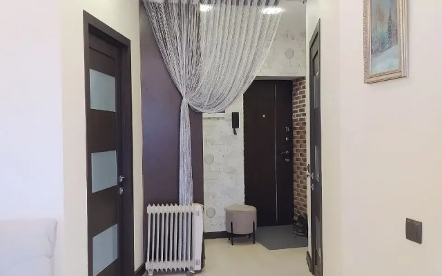 Dvuhkomnatnaya s Vidom na Zakaty Flat