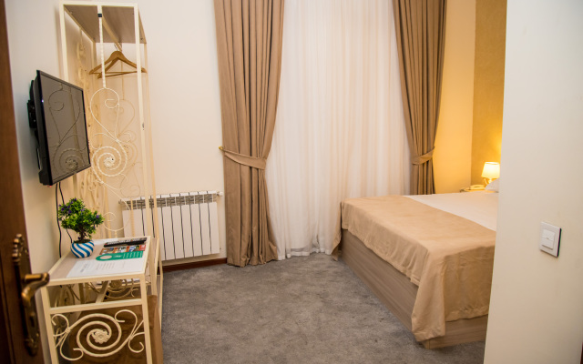 Antique Hotel Baku