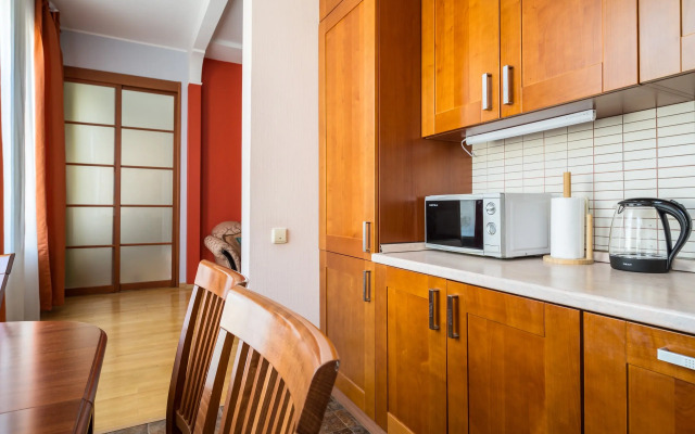U Tavricheskogo Sada Flat