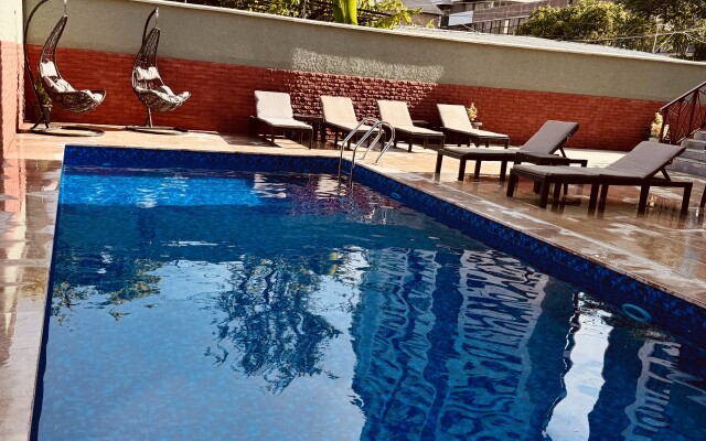 Adam Boutique Hotel