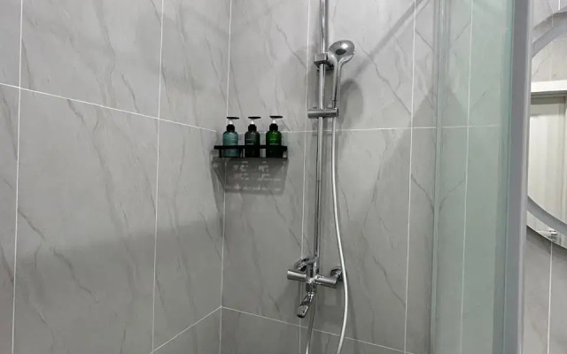 Dlya Dvoikh Zhanym v Serdtse Goroda Apartments