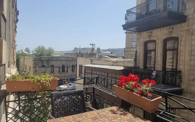 Apartments History 1870