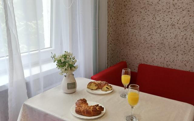 Na beregu Pregoli v Rybnoy derevni Flat