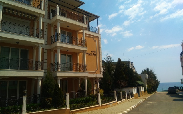 Villa Gratsiya Apartments