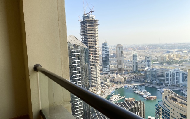 Close to JBR Beach Spacious 2BR Marina views Apartments