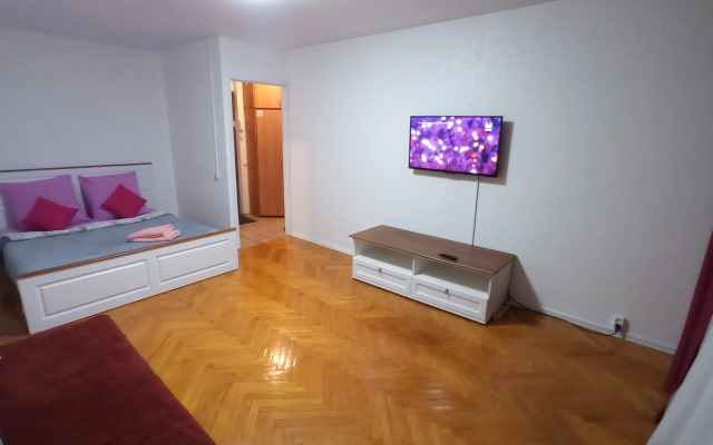 Odnokomnatnaya ryadom s metro Schelkovskaya Flat