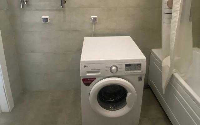 Апартаменты Сутки Уфа на  Рихарда Зорге 67/2 289