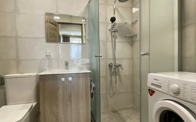 S Sovremennym Dizaynom Na Ulitse Kokhbatsi, Ko1617 Flat