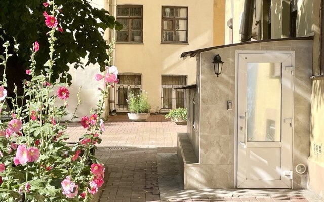 Апартаменты Радищева 3