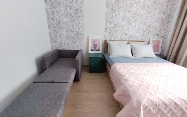 Svetlaya I Chistaya Kvartira Na Yubileynom Flat