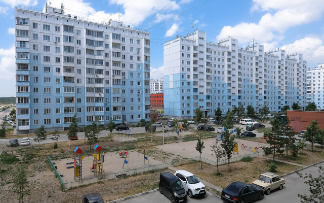 Квартира рядом с Мнтк им. Федорова и Ск Заря