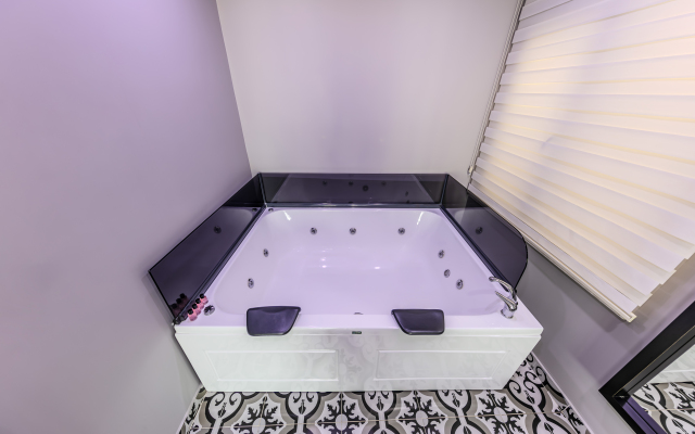 Intercity Airport Hotel