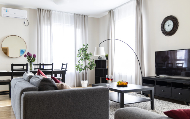 Smart Aparts Grand Seaview Apartments