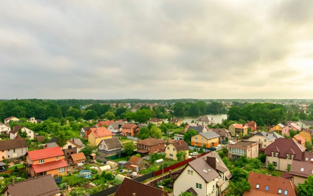 S panoramnymi vidami v Tsentralnom rayone Kaliningrada Flat