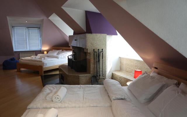 Davids Apartments
