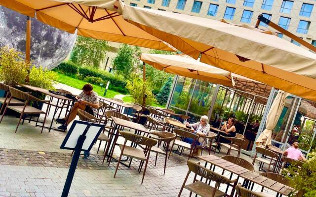 Апартаменты Yes Центр Марата