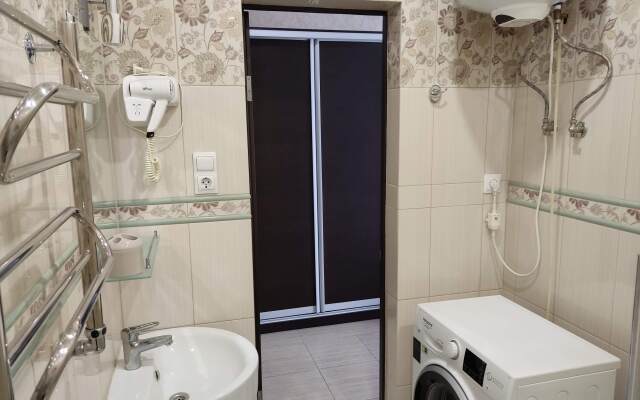 Studiya Na Demokraticheskoy 45a Apartments