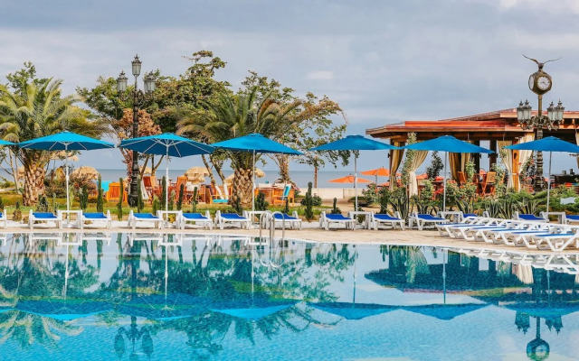Dreamland Oasis Apart-hotel Apartments
