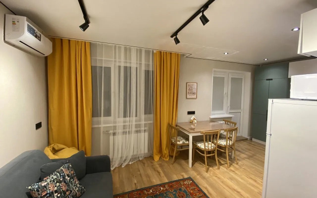 Квартира на Улице Тхапсаева 16