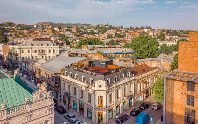 Отель Monument 1880