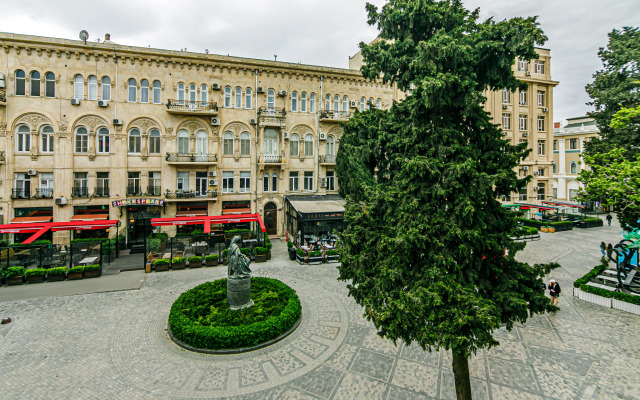 Bristol Hotel