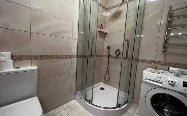 Апартаменты возле Парка на Аллее Строителей by Sutki26 1