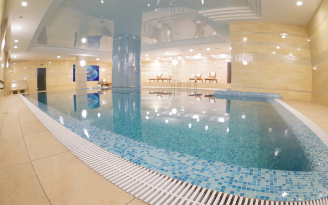 Отель Гранд Отрада