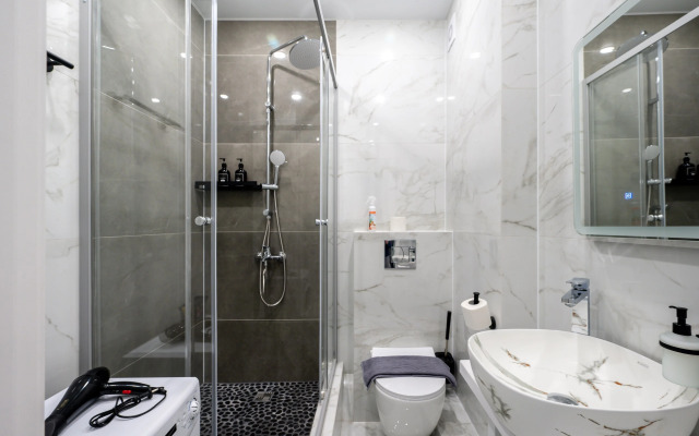 Stilnaya Studiya S Novym Remontom Flat
