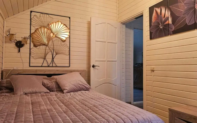 Частный дом на Светлой Поляне 56