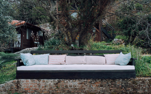 Отель Yediburunlar Lighthouse Boutique & Restaurant