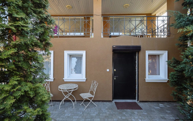 Na Dadaeva Apartments 3
