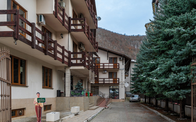 Отель Гала-Альпик