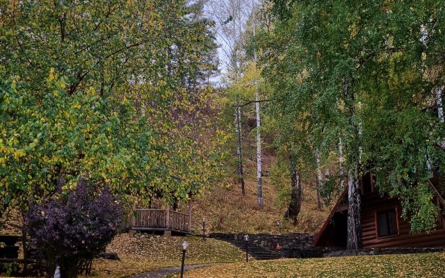 Kamenny Tsvetok Guest House
