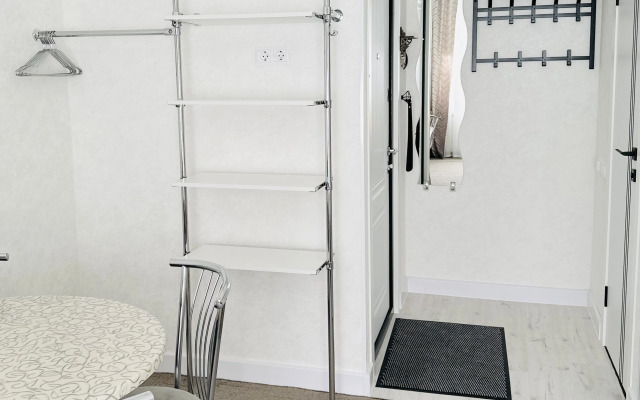 Comfortable studio on Vzletka flat