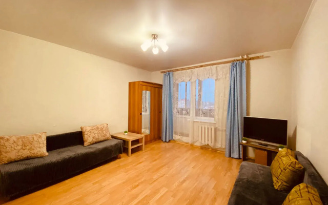 Dvukhkomnatnaya Mich 142/74 Flat