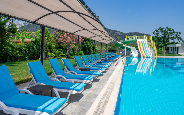 Pera Aura Hotel