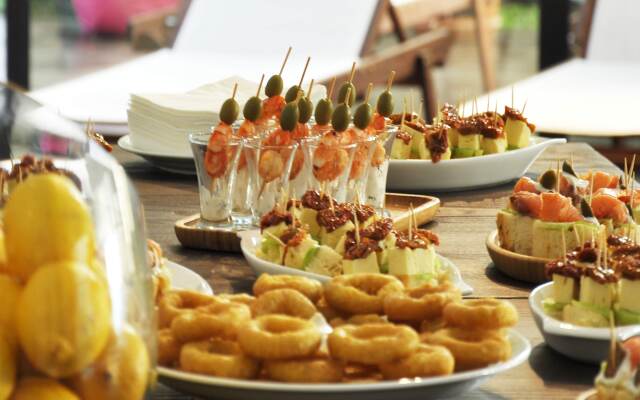 Auroom Resort Hotel