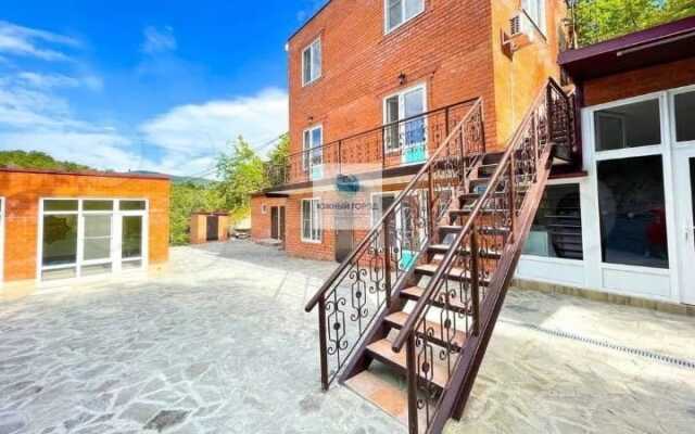 Lyubimaya Dacha Guest House