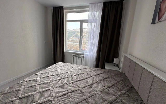 Na Ulitse Okopnaya 16k16a Flat